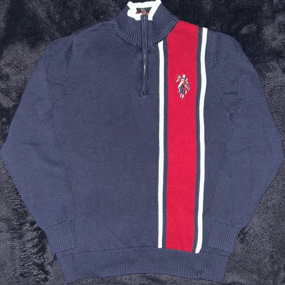 U.S Polo Assn. Knit 1/4 Zip
-Size Small